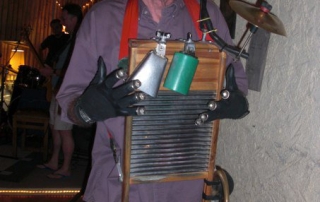 Leon our washboard player