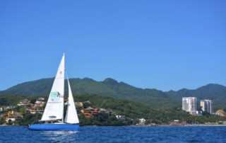 Learn to sail in Mexico